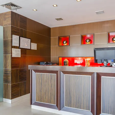 Yit Conquista De Granada Hotel 4*
