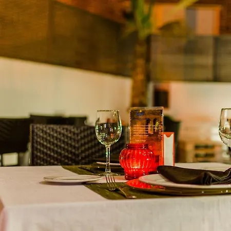 Hotel Yit Conquista De Granada