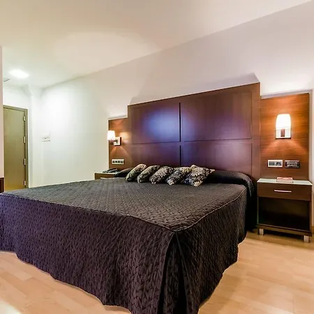 Hotel Yit Conquista De Granada Peligros