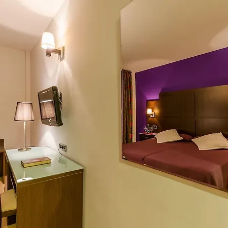 Hotel Yit Conquista De Granada Peligros