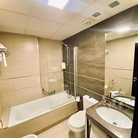 Yit Conquista De Granada 4* 펠리그로스