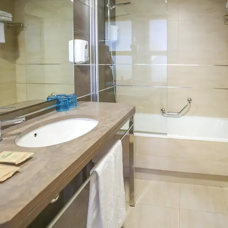 Yit Conquista De Granada Hotel 4*