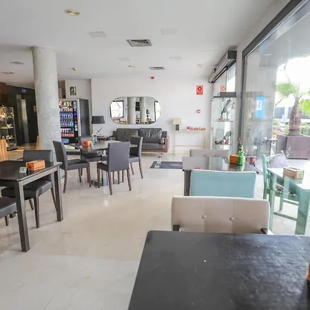 Hotel Yit Conquista De Granada Peligros
