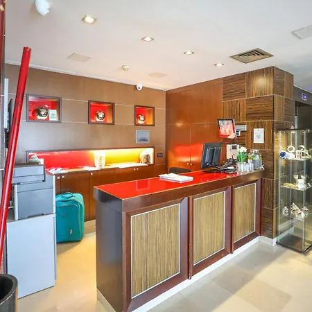 Hotel Yit Conquista De Granada
