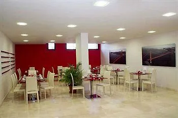 Yit Conquista De Granada 호텔