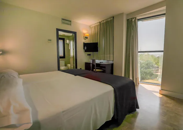 Hotel Yit Conquista De Granada Peligros