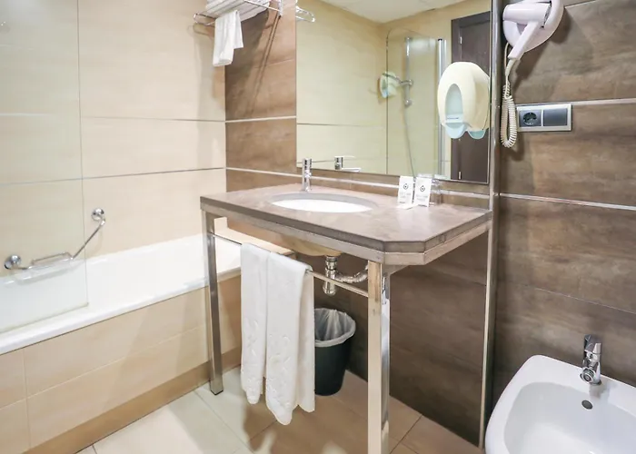 Yit Conquista De Granada Hotel