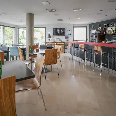 Yit Conquista De Granada Hotel