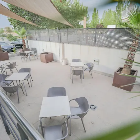 Hotel Yit Conquista De Granada